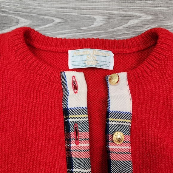 VINTAGE WOOL Archie Brown & Son of Bermuda Red Plaid Button Up Cardigan - Picture 2 of 16